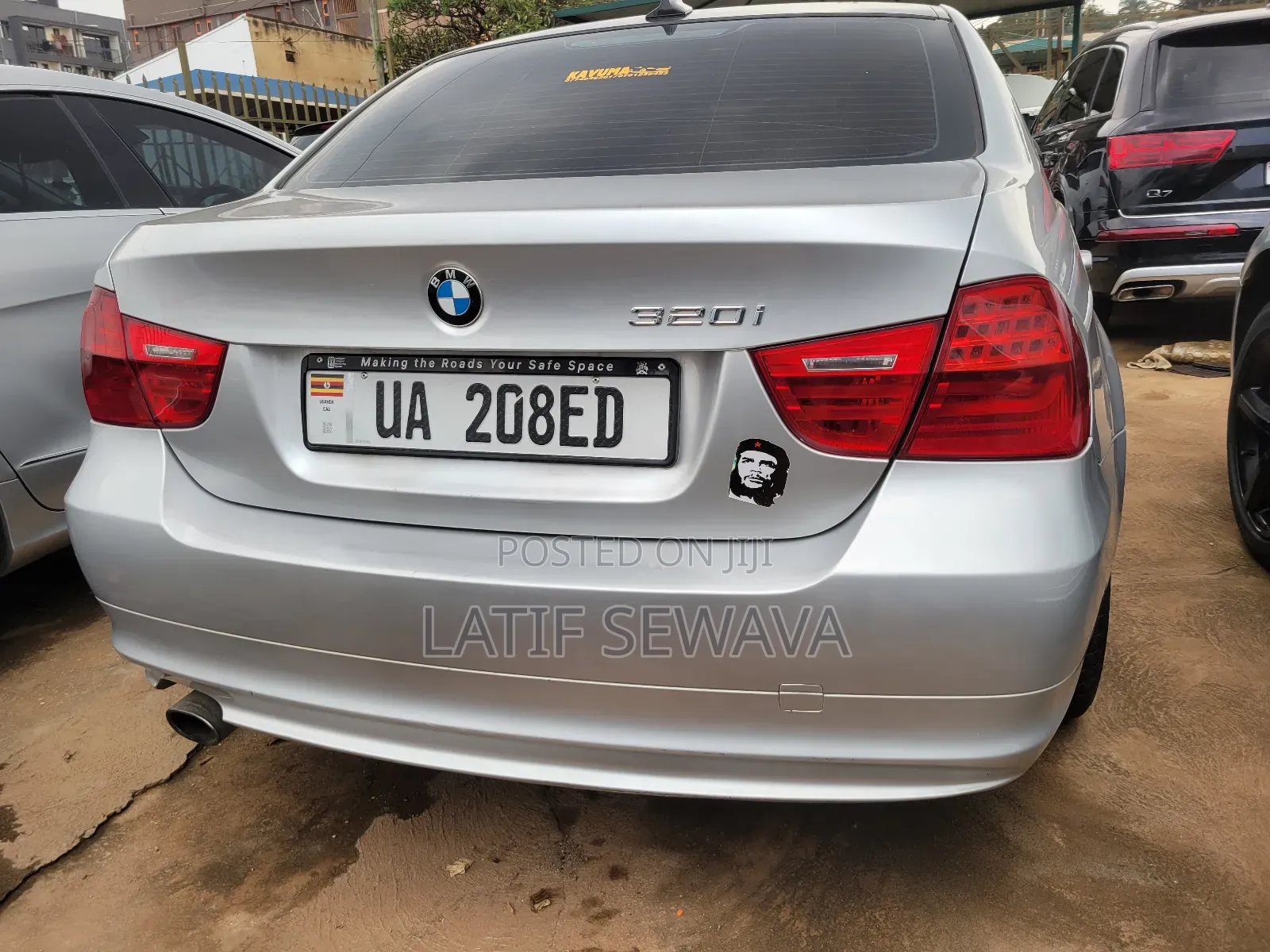 BMW 320i Sedan RWD 2008 Silver