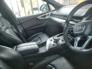 Audi Q7 3.0T Premium Plus quattro 4dr SUV AWD (3.0L 6cyl S/C 8A) 2015