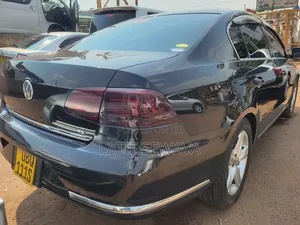 Volkswagen Passat 1.8 TSI Comfortline 2011 Blue