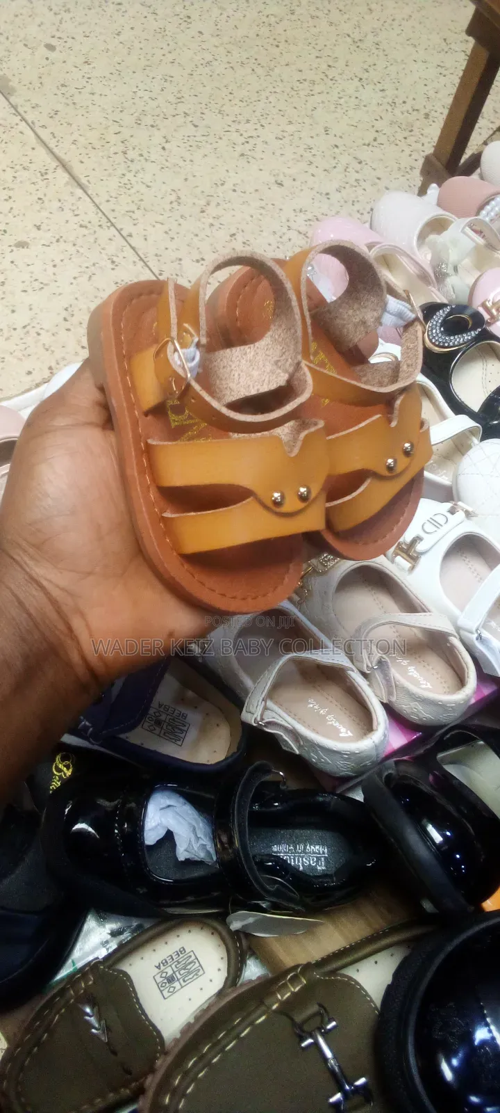 Girl's Open Shoes