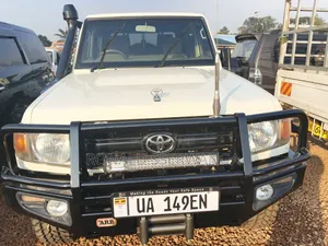 Toyota Land Cruiser Prado 2018 White