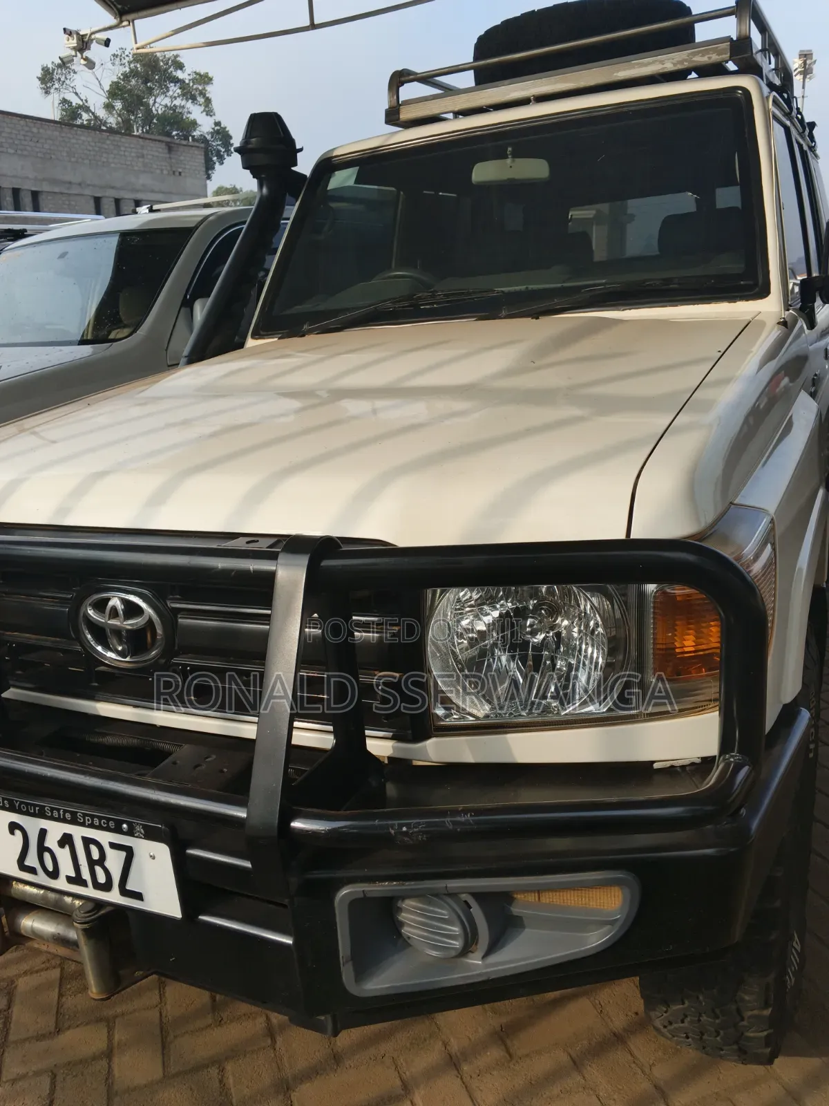 Toyota Land Cruiser Prado 2017 White