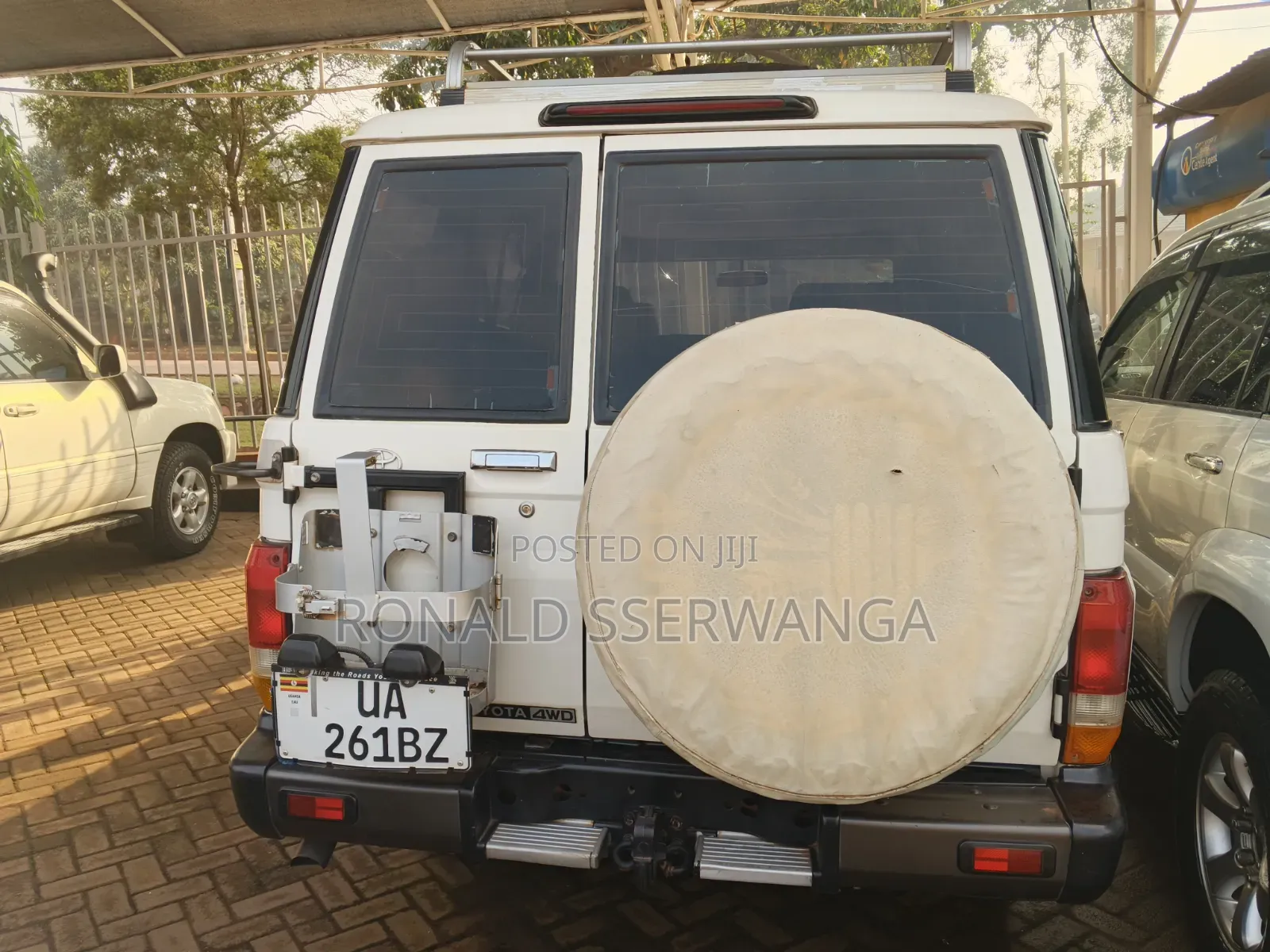 Toyota Land Cruiser Prado 2017 White