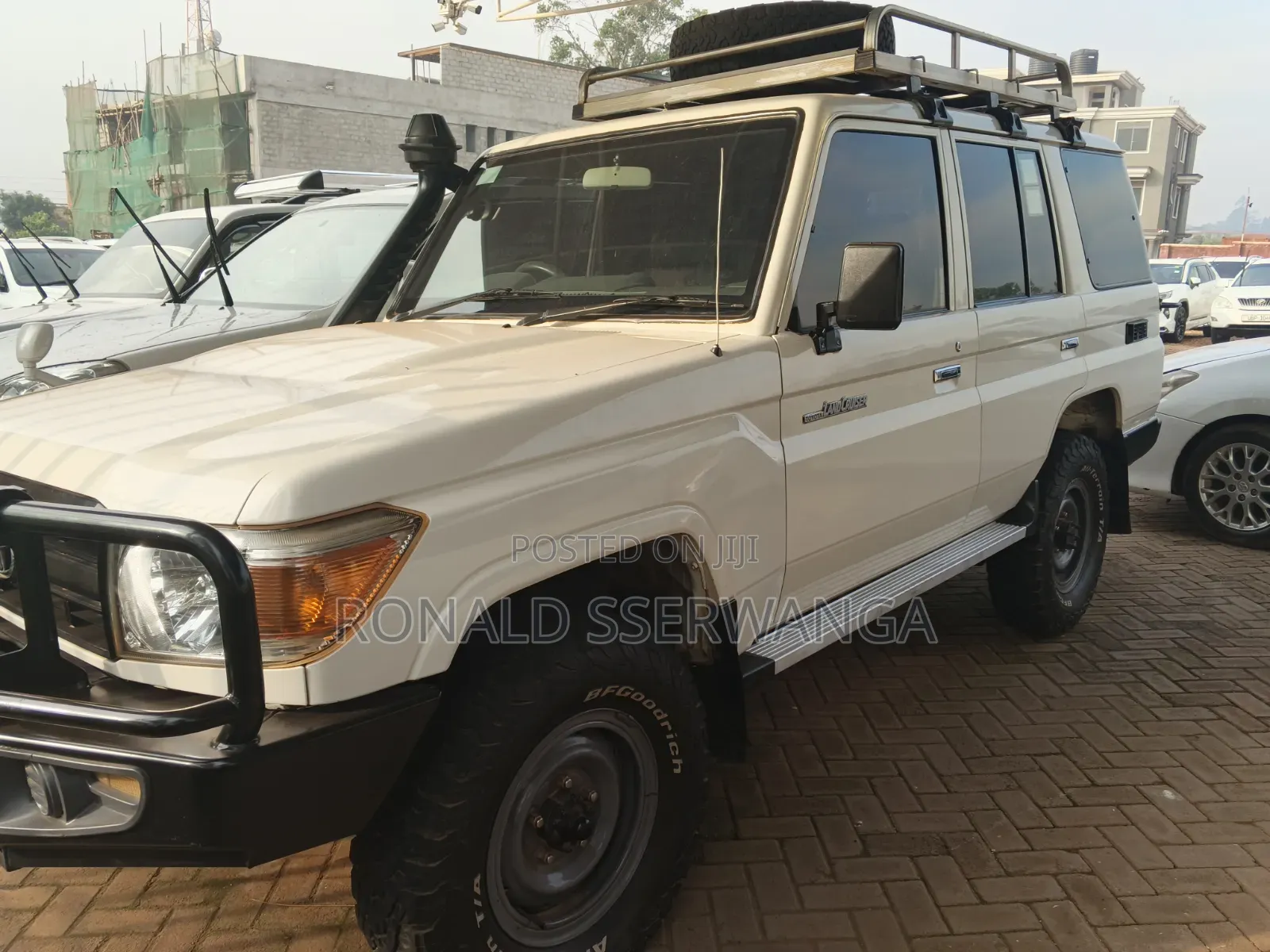 Toyota Land Cruiser Prado 2017 White