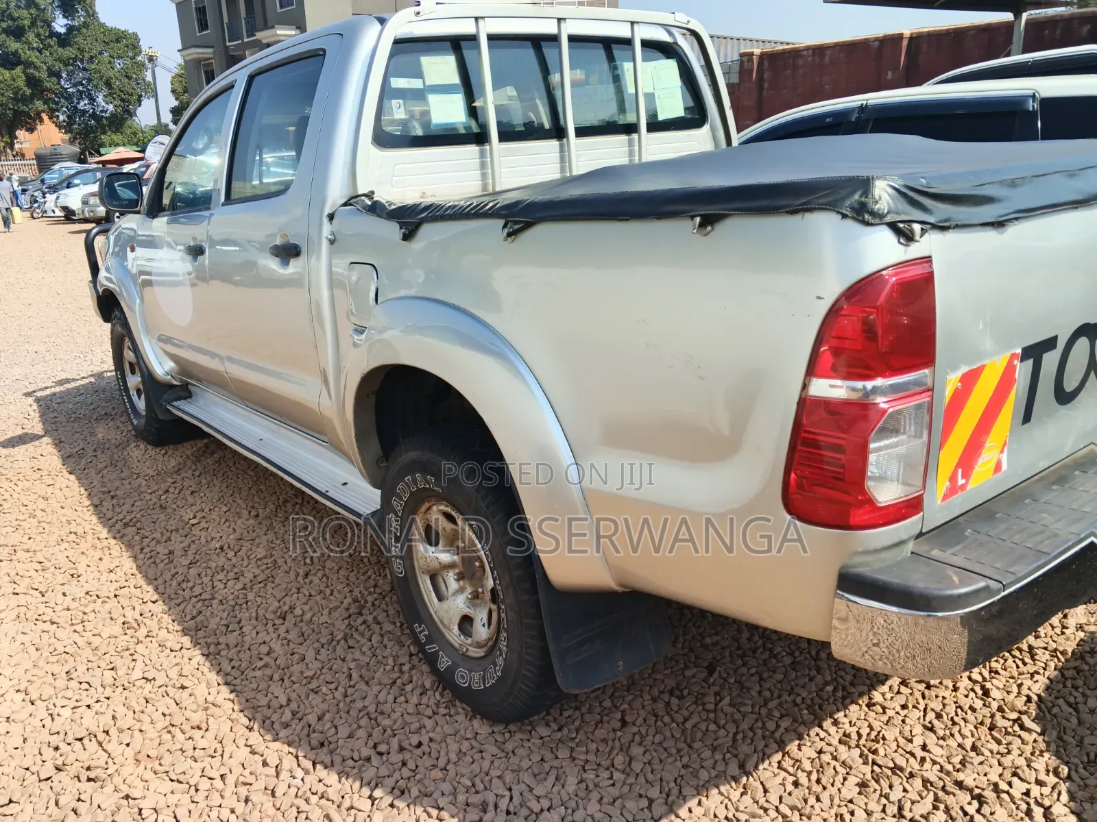 Toyota Hilux 2014 Silver