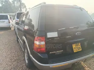 Ford Explorer 2010