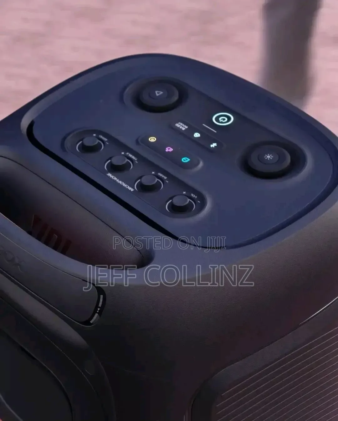 JBL Party Box 720 Boom Bass Boosted Spraker With a Wireless Mic