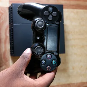 Ps4 Standard Chipped ( 5 Games )
