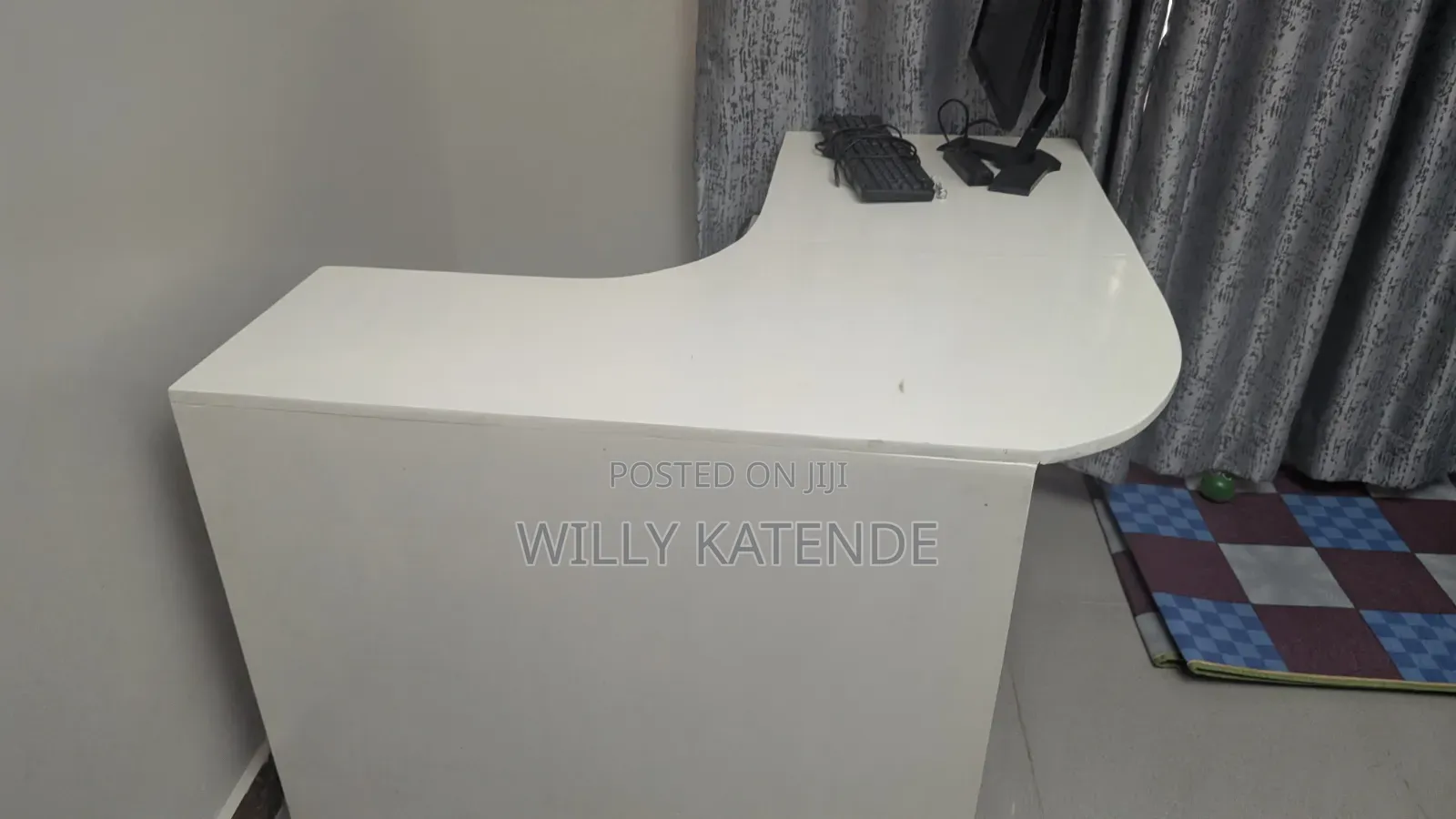 Modern Home Office / Work Table (Big Enough)