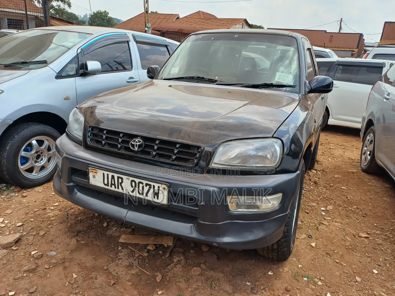 Toyota RAV4 Automatic 2000 Black