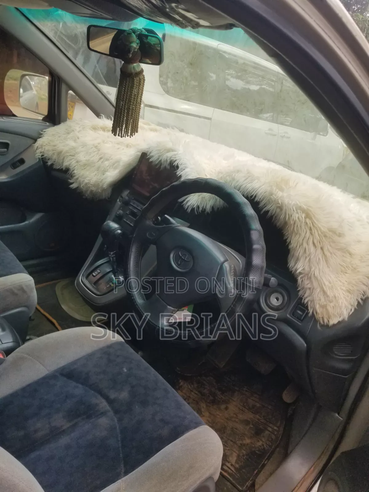Toyota Harrier 2000 Silver