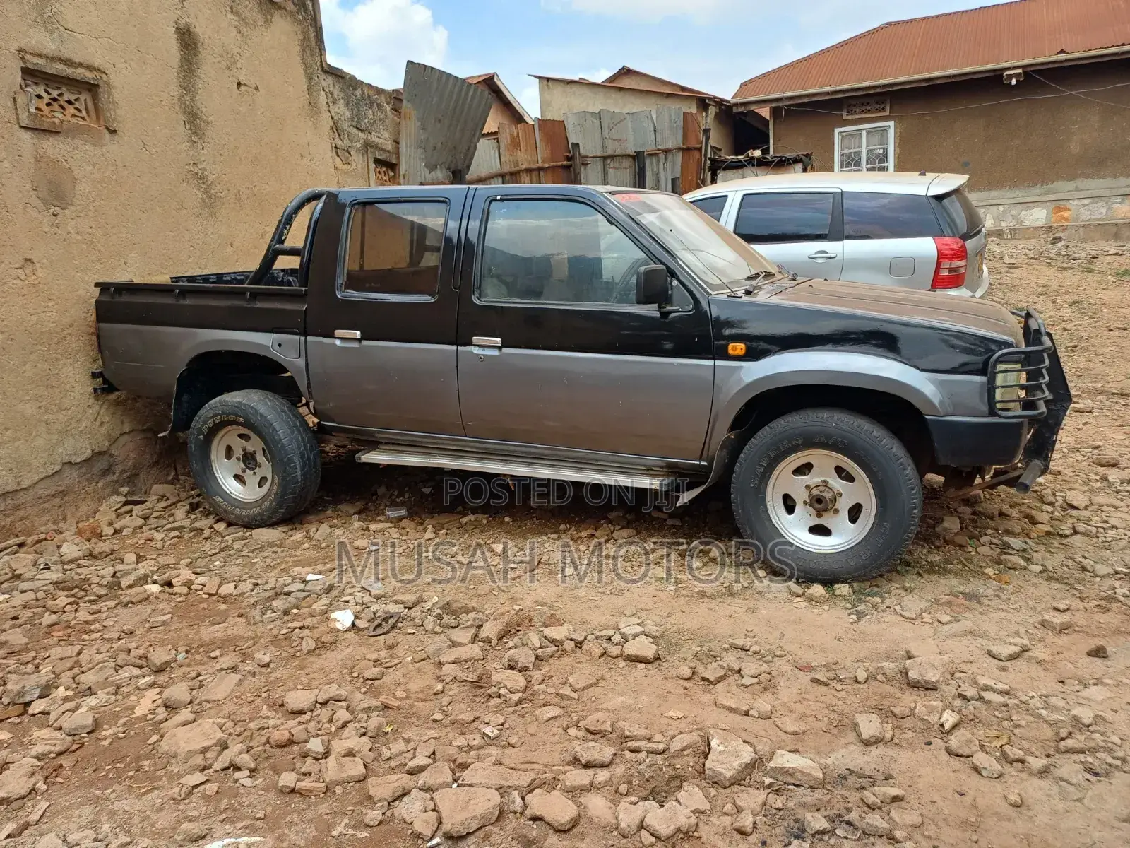 Nissan Pick-Up 1994 Gray