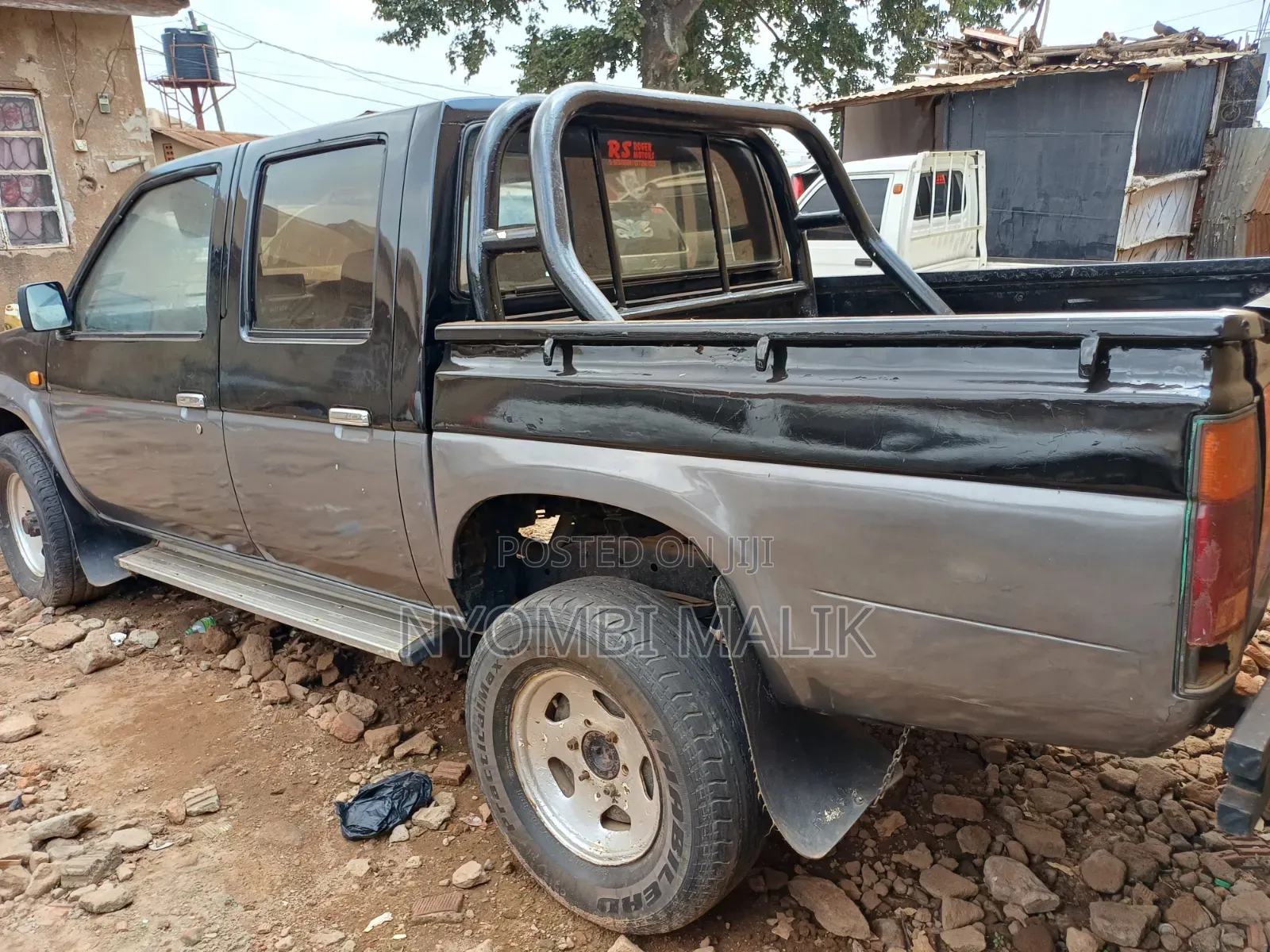 Nissan Pick-Up 1994 Gray
