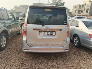 Toyota Noah 2008 Silver
