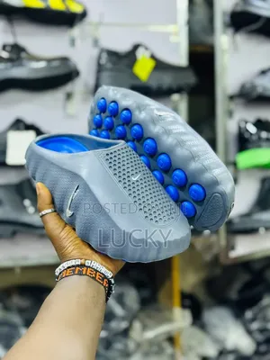 Nike Minds