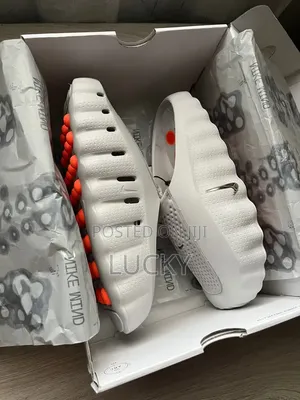 Nike Minds