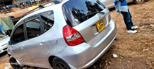 Honda Fit Aria 2004 Silver