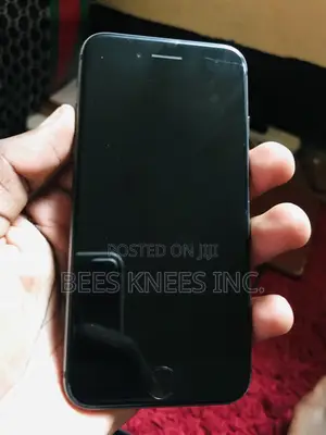 Apple iPhone 8 128 GB Black