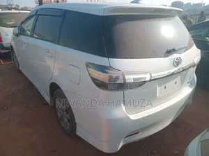 Toyota Wish 2013 White