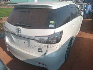 Toyota Wish 2013 White