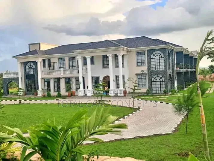 Trusted Modern Compound Designers 