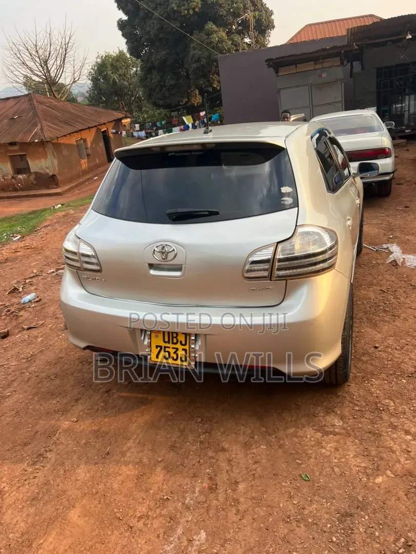 Toyota Blade