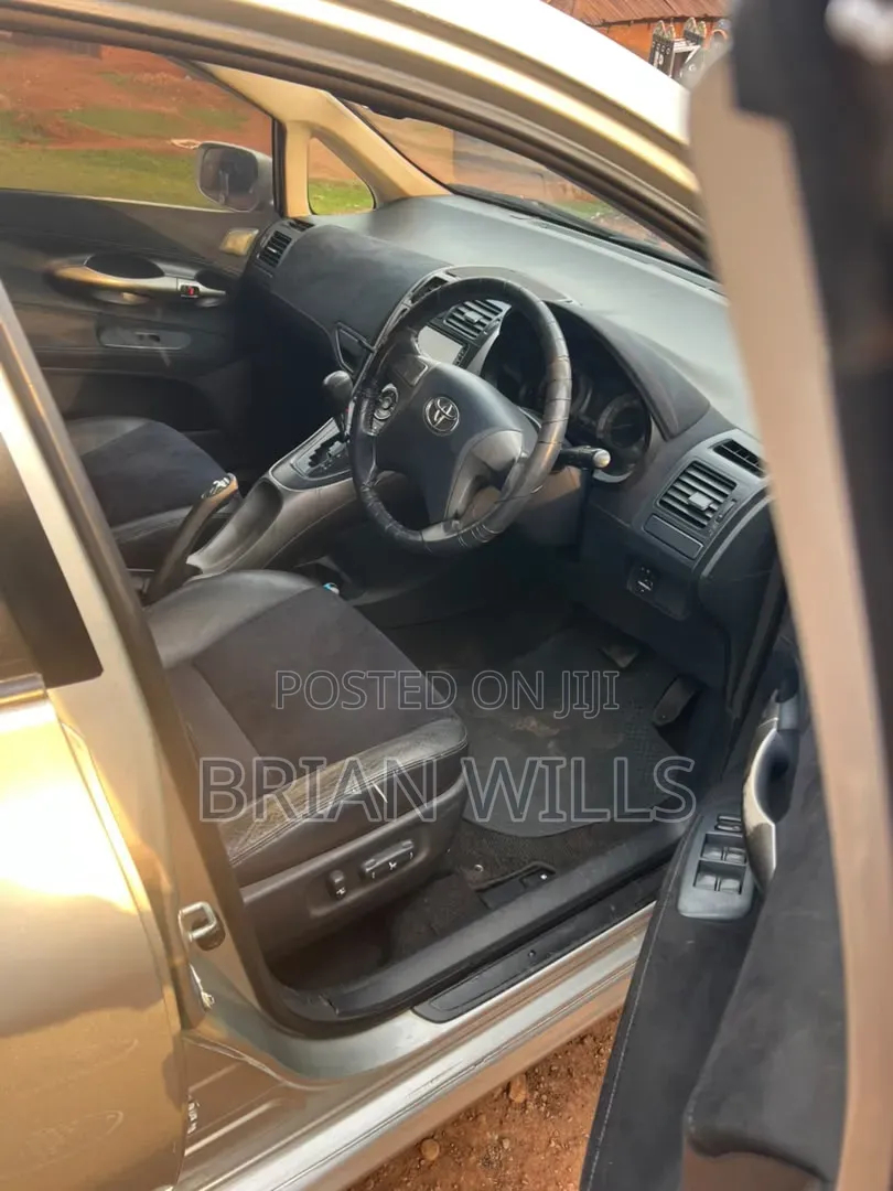 Toyota Blade