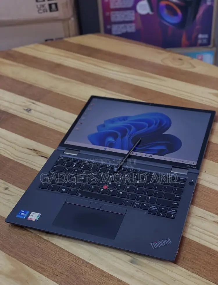 Laptop Lenovo ThinkPad x13 Yoga 16GB Intel Core i5 SSD 256GB