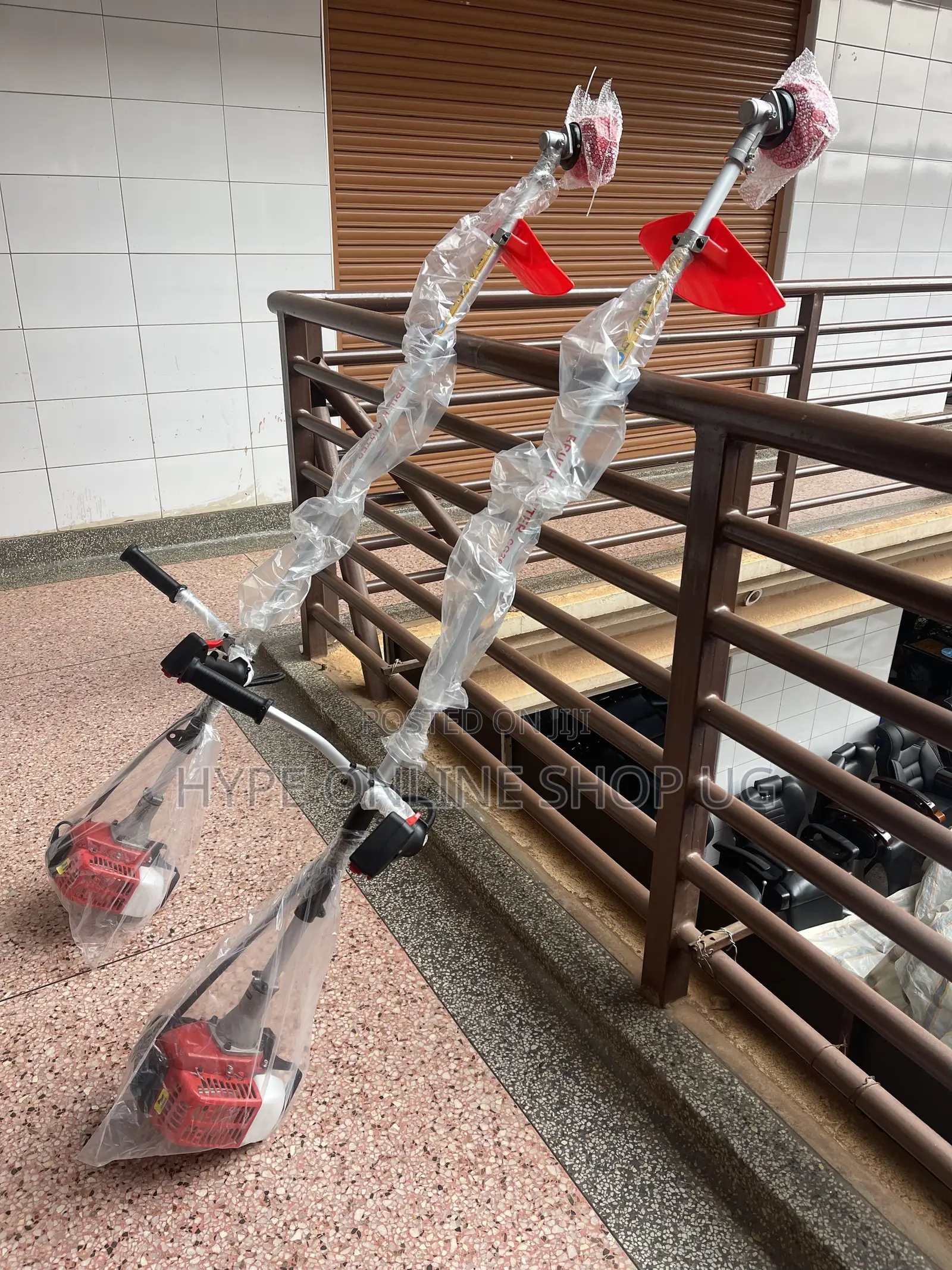 2metallic Blades and 1 Extra,Brandnew Brush Grass Cutter Machine
