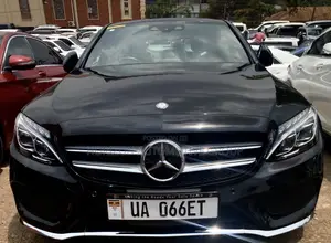 Mercedes-Benz 200 2017 Black