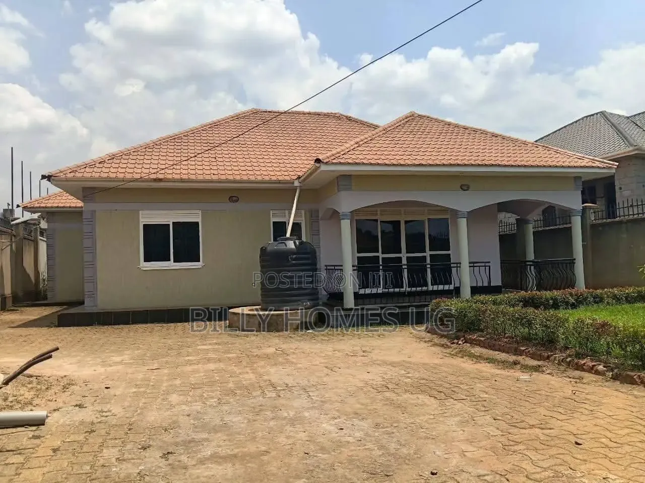 3bdrm House in Goma for sale