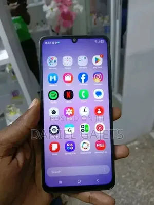 New Samsung Galaxy A07 5G 128 GB Gold