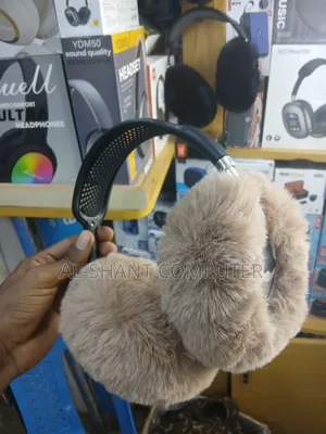 P9 Fur Headsets/Wireless Headphones