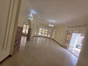 5bdrm Bungalow in Kira for sale
