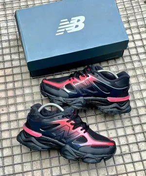Original New Balance 9060 Black/Red Gradient – Chunky Premium Sneakers