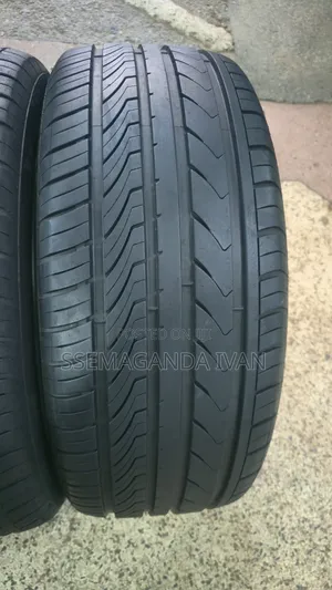255/50r19 Imported Used Ny Tires in Good Condition
