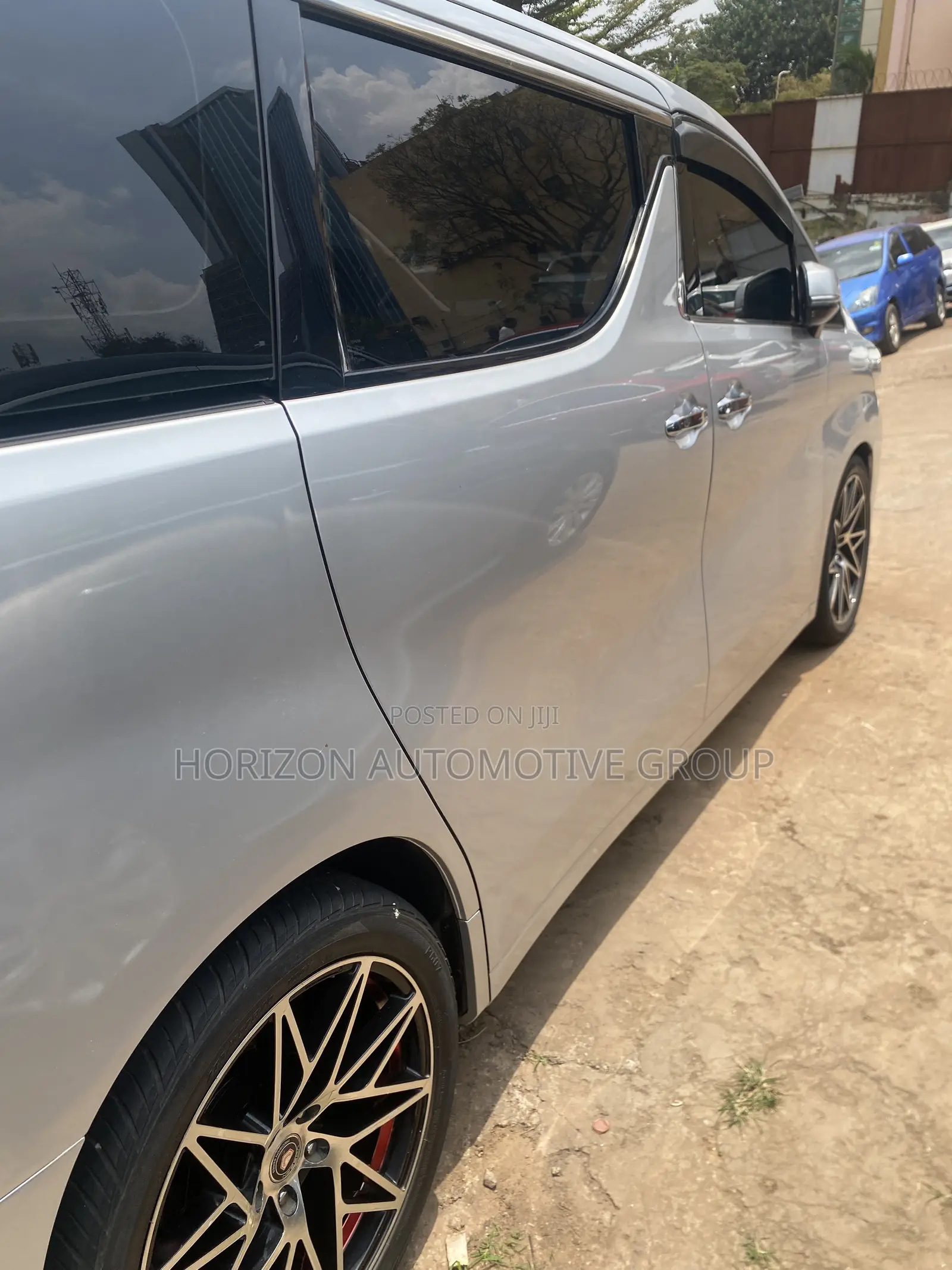 Toyota Alphard 2.5 Petrol AWD 2018 Silver