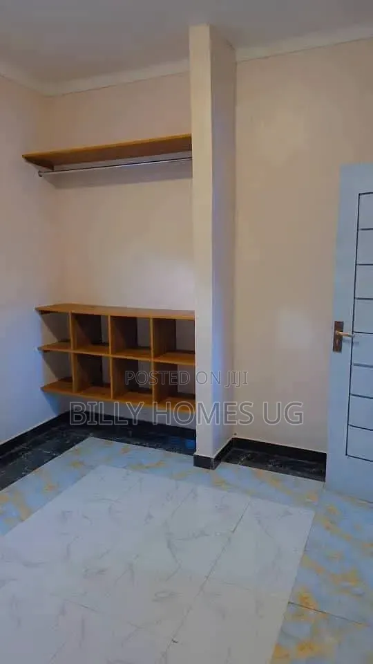 4bdrm House in Rubaga for sale