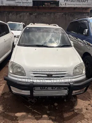 Toyota Raum 1.5 AWD 1999 White