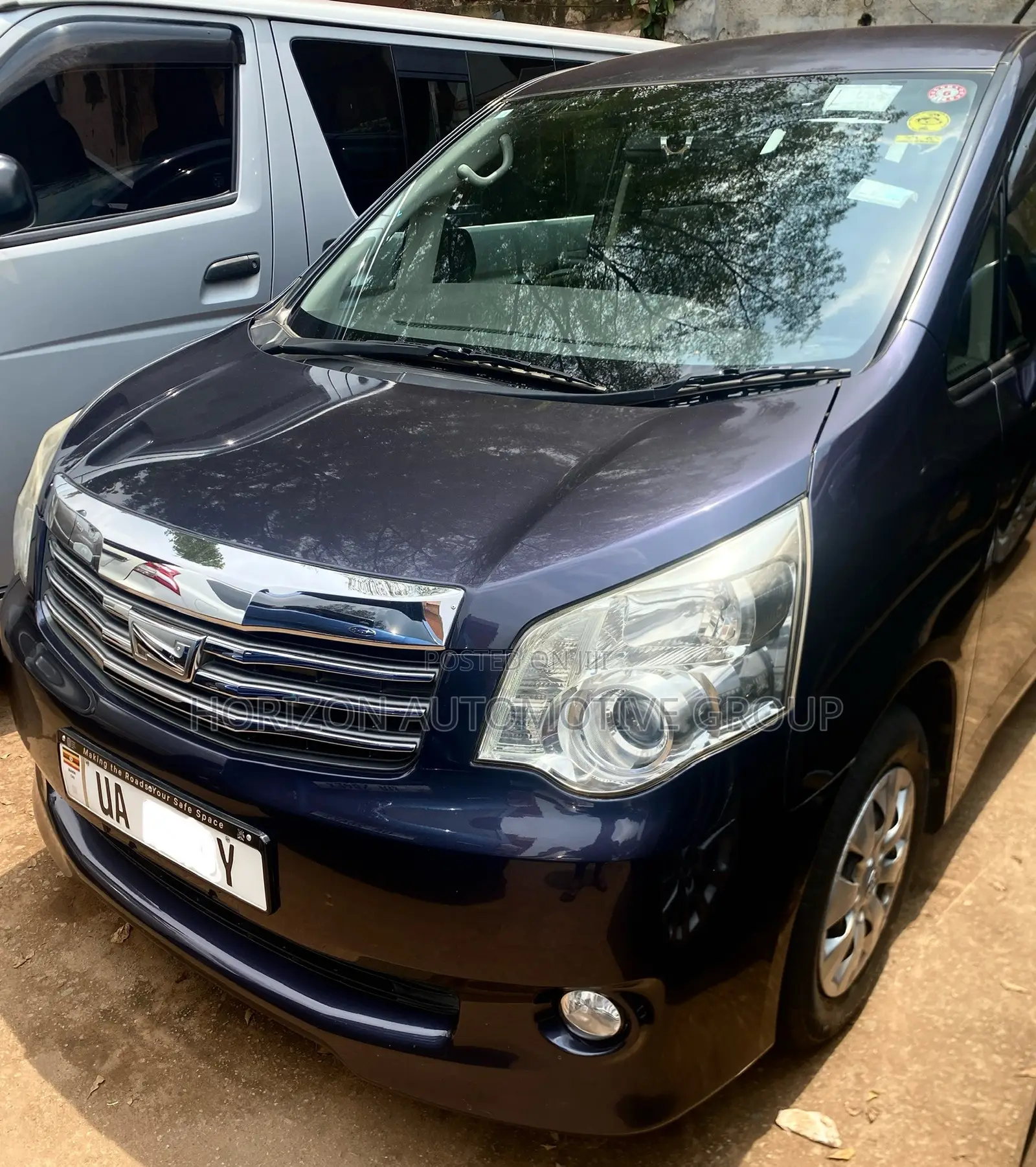 Toyota Noah 2012 Teal
