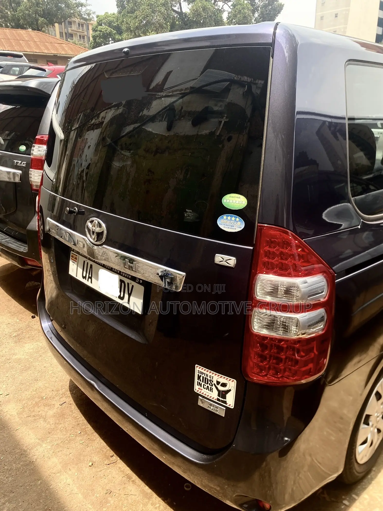 Toyota Noah 2012 Teal