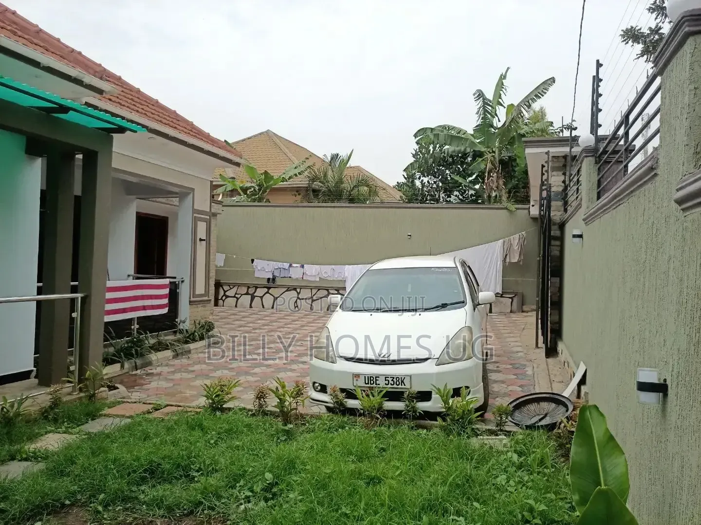 3bdrm Bungalow in Kira for sale