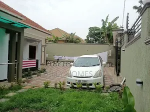 3bdrm Bungalow in Kira for sale