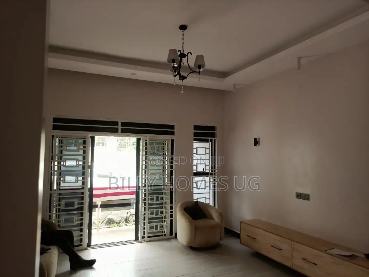 3bdrm Bungalow in Kira for sale