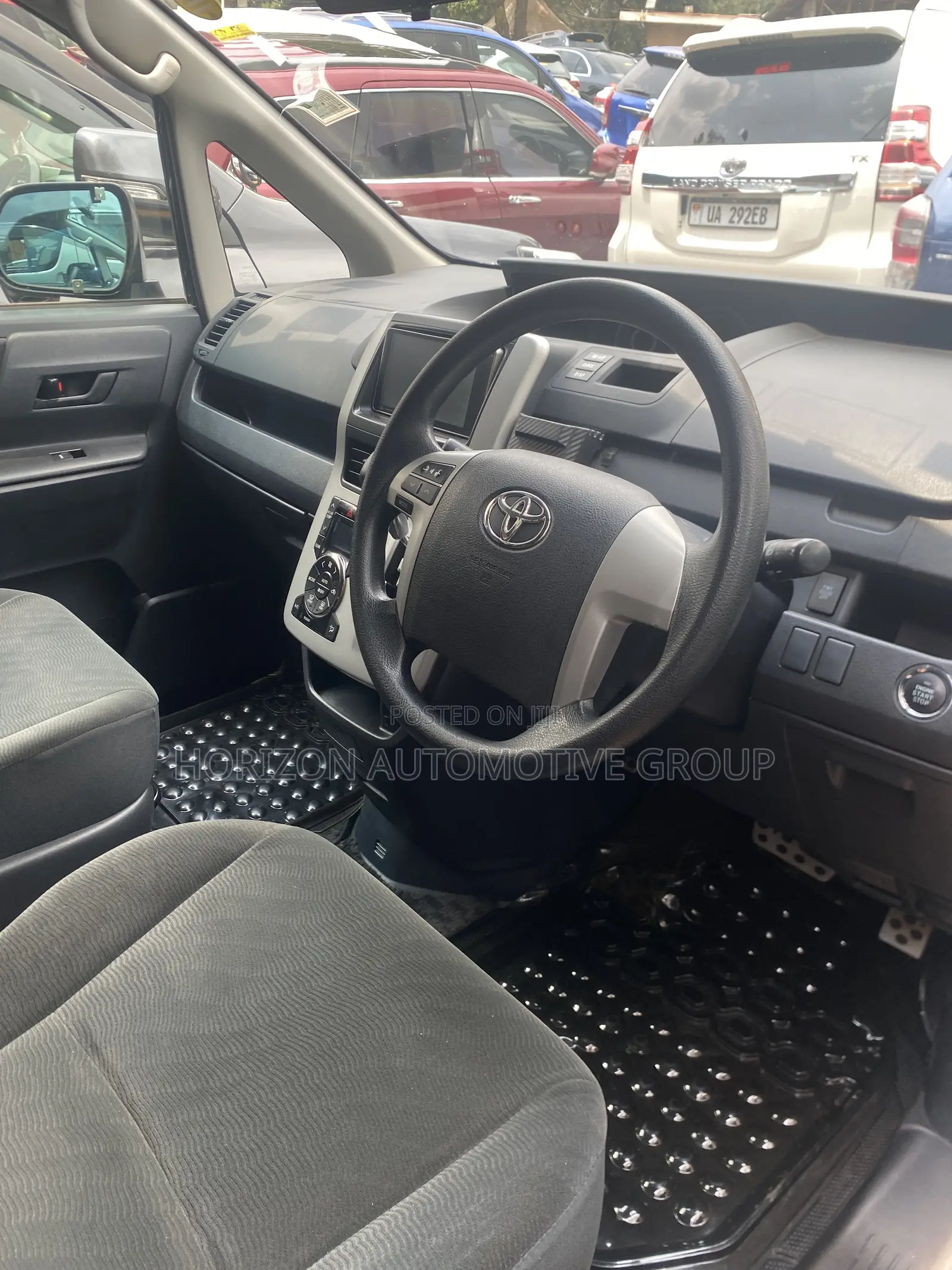 Toyota Noah 2012 Teal