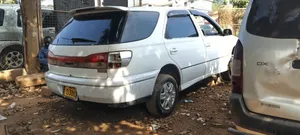 Toyota Vista 2000 White