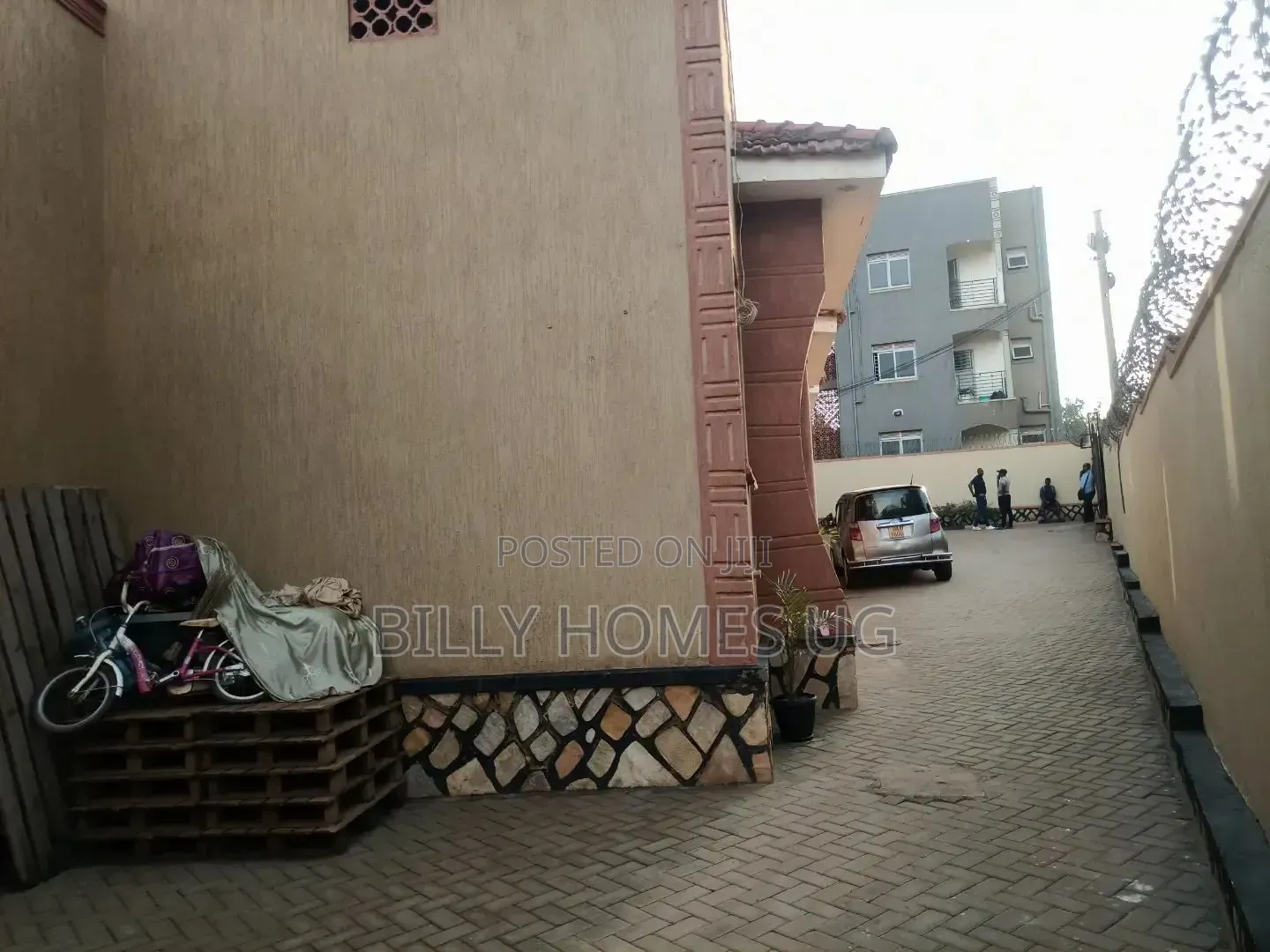 1bdrm Apartment in Kira for sale