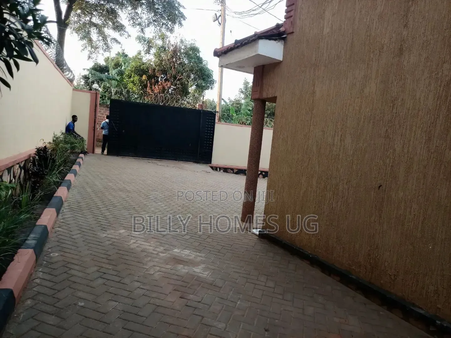 1bdrm Apartment in Kira for sale