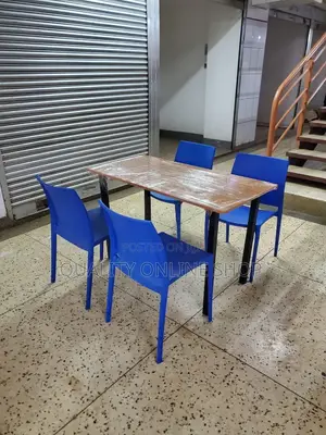 4 Seater Dining Foldable Table for Restaurant Home Office