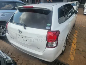Toyota Corolla 2013 White